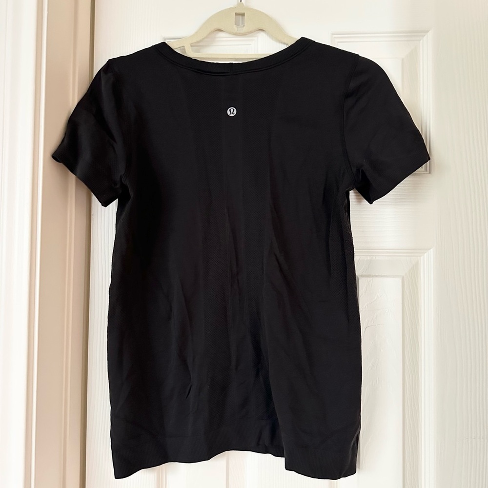 Lululemon top